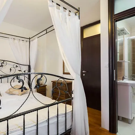 Aurea Holiday home