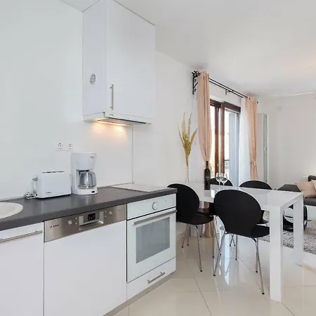 Holiday home Aurea *