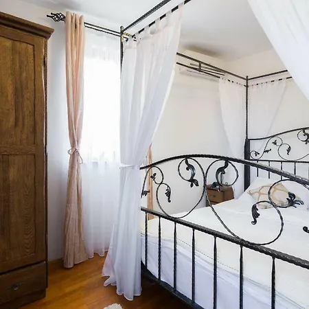 Aurea Holiday home *